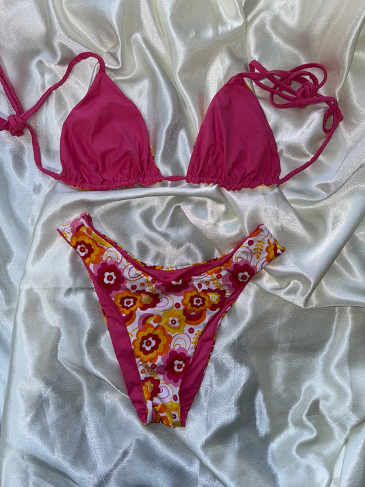 Flower Power Print + Pink Bikini Set (S/M)